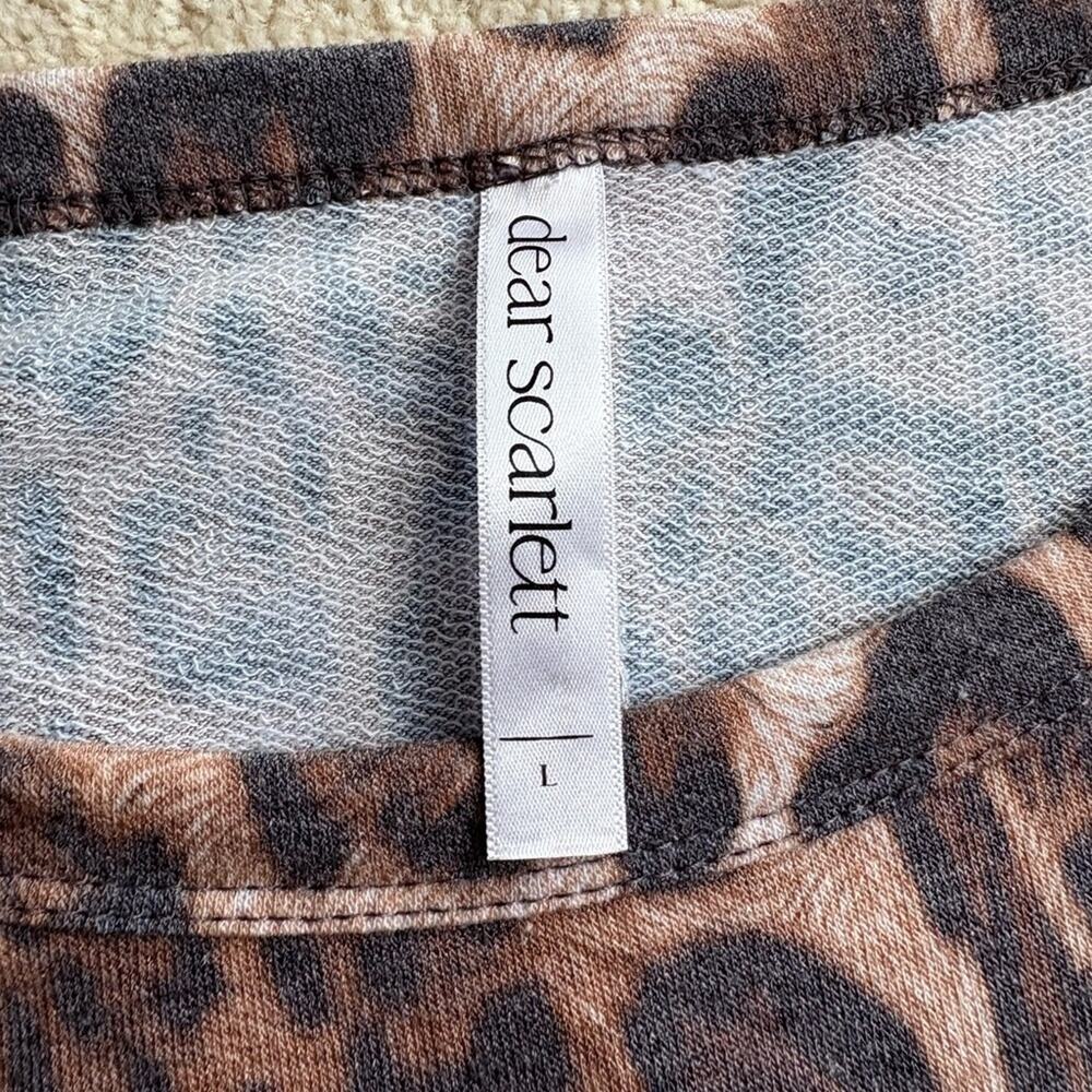 Dear Scarlett Oversized Leopard Print Women's Top View 6